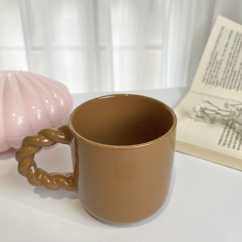 Twist Mug