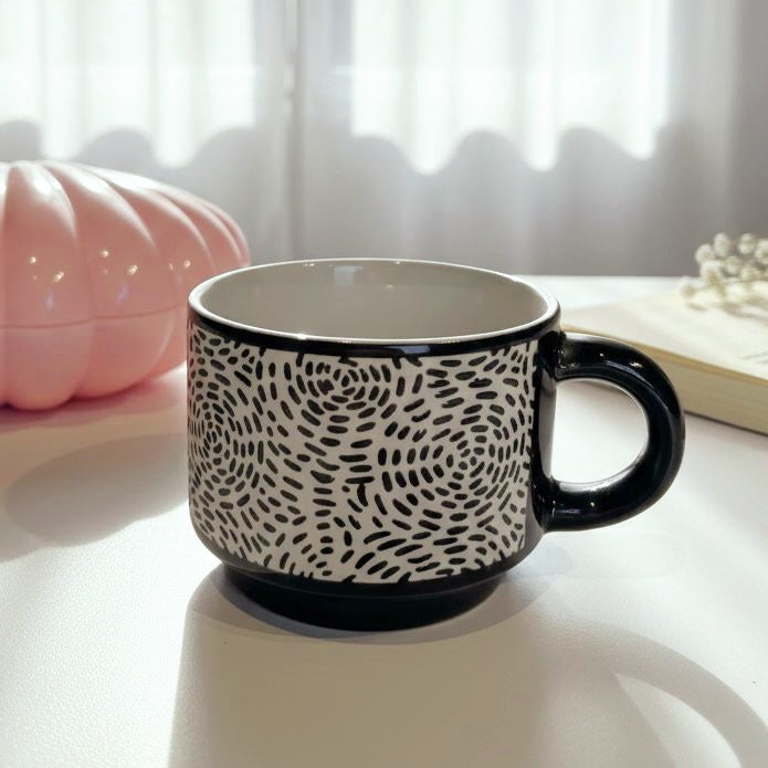 Mono Art Mug