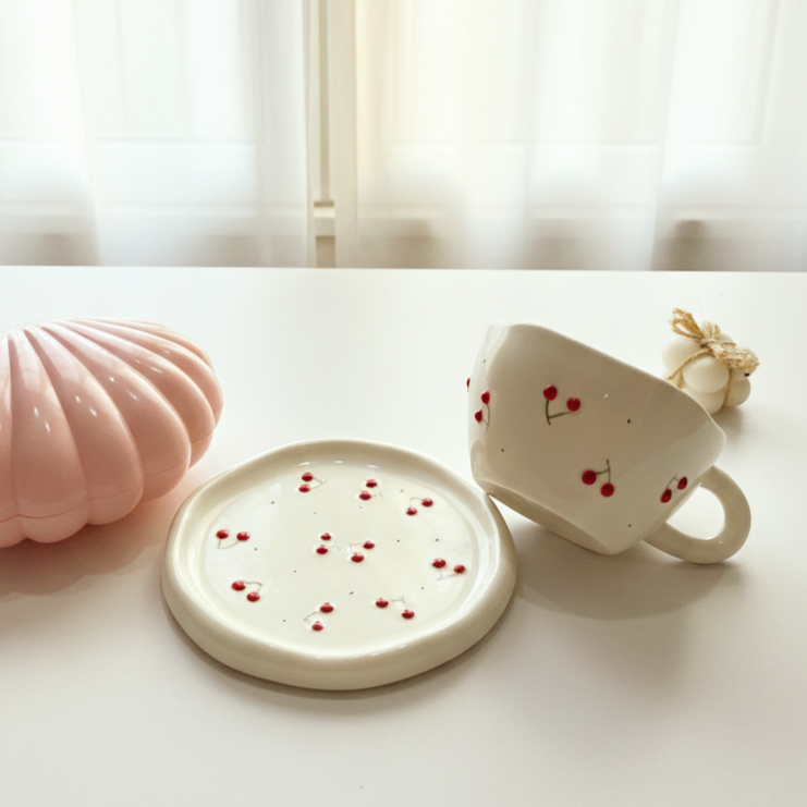 Royal Cherry Cup Red