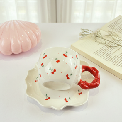 Amour Cherry Cup