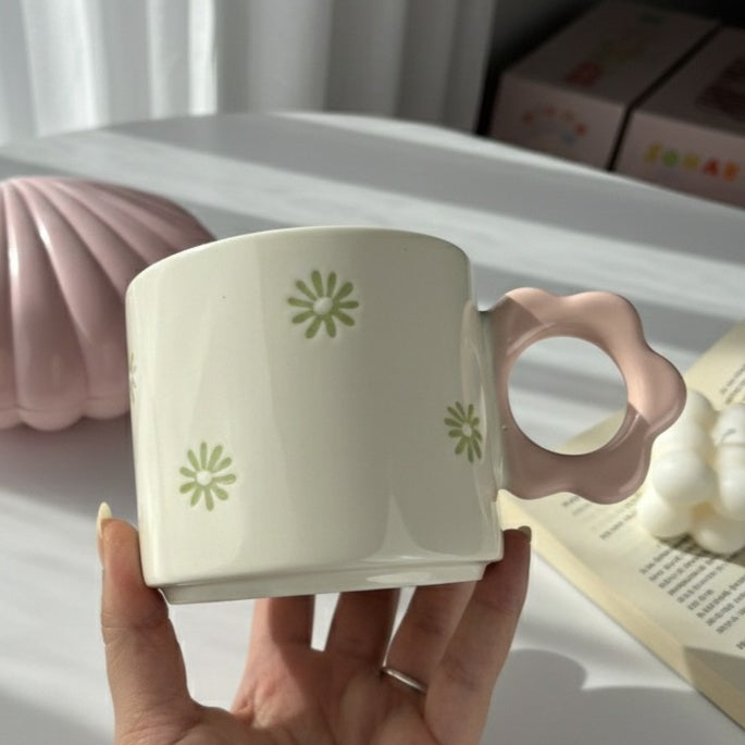 Daisy Handle Mug