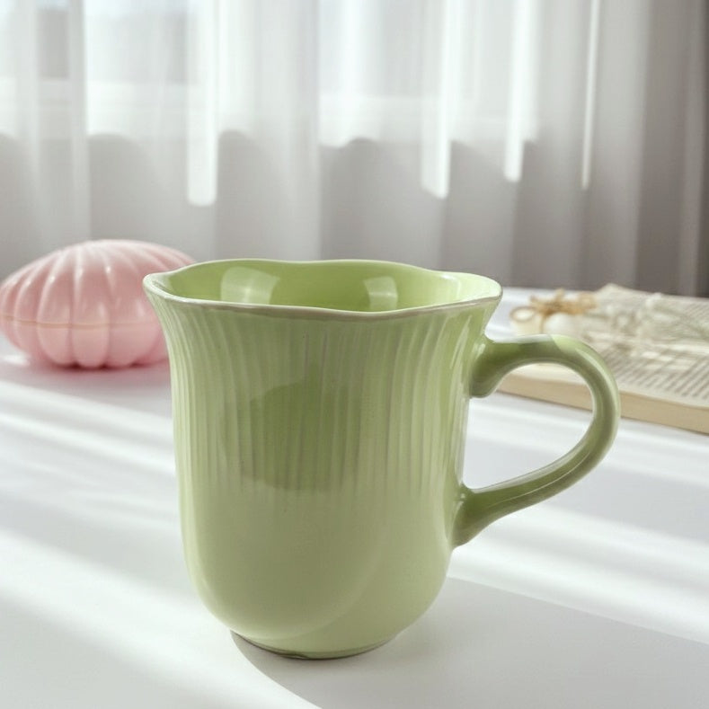 Tulip-Shaped Mug