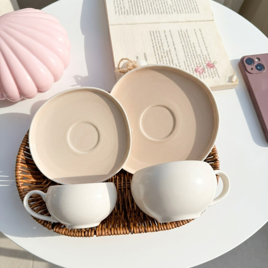 Pearl Beige Cup (one piece)