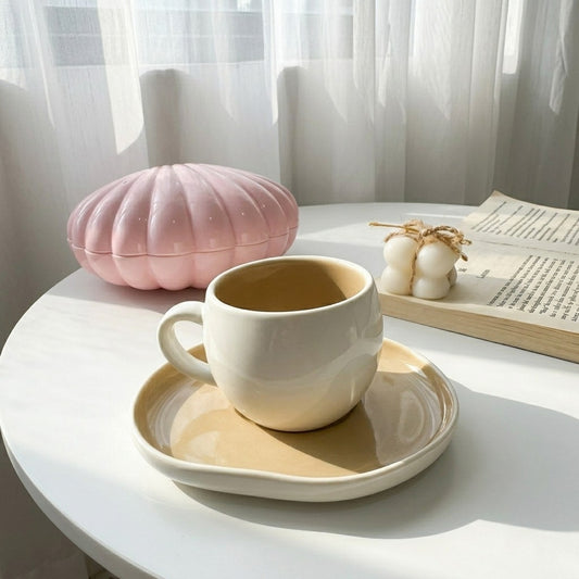 Beige Cozy Cup (one piece)