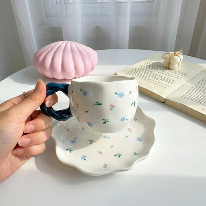 Blue Bloom Twisted Cup