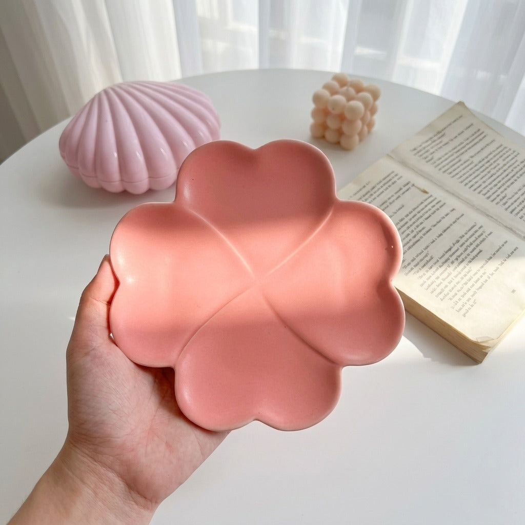 Clover Leaf Cup