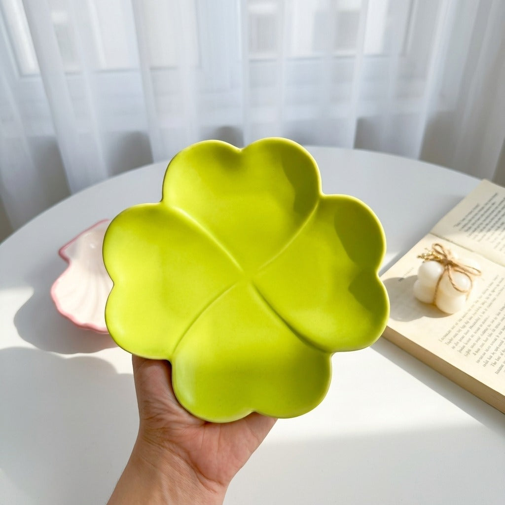 Clover Leaf Cup