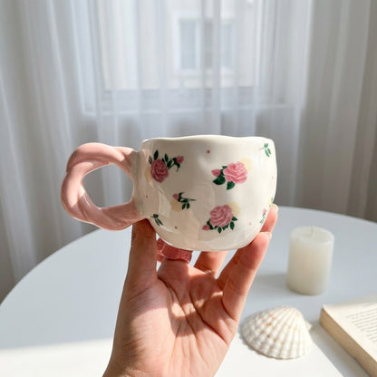 Pinky Bloom Twisted Cup