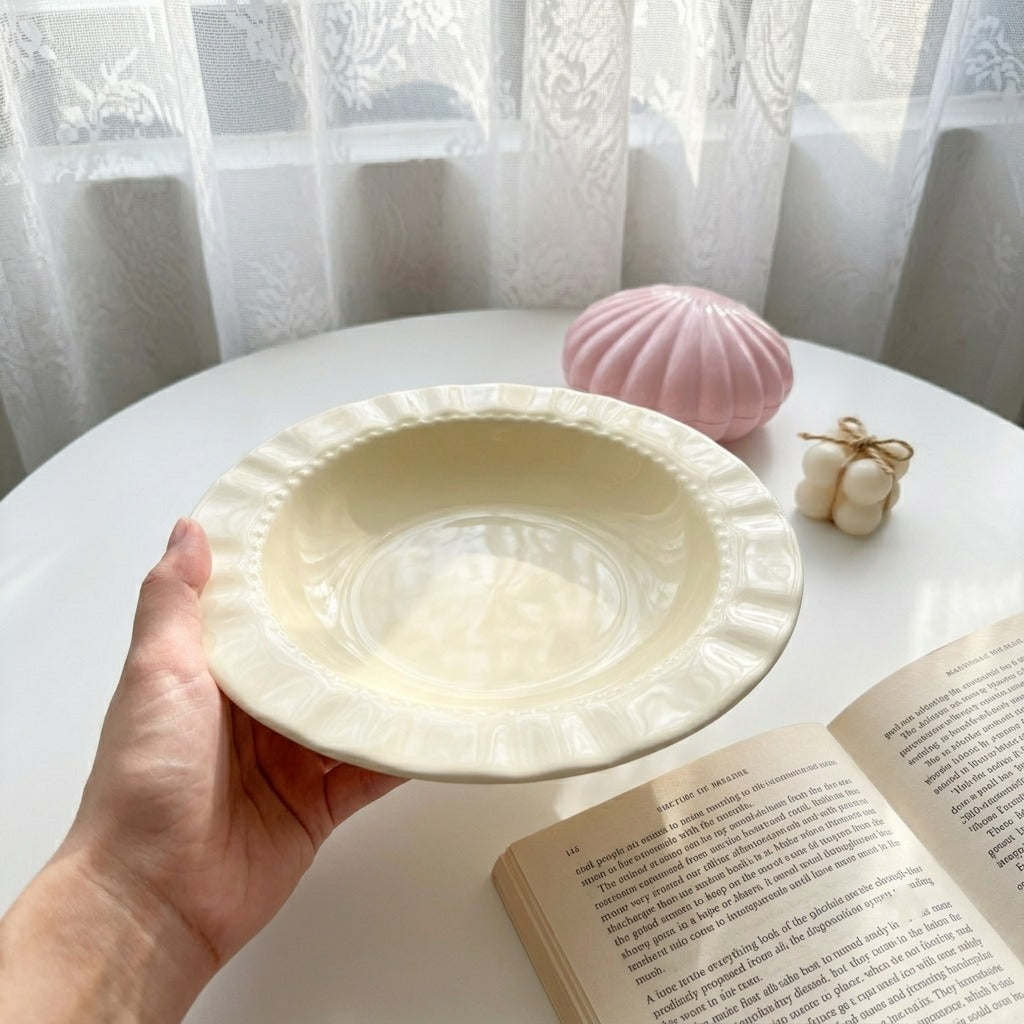 Creamy Plane Plate